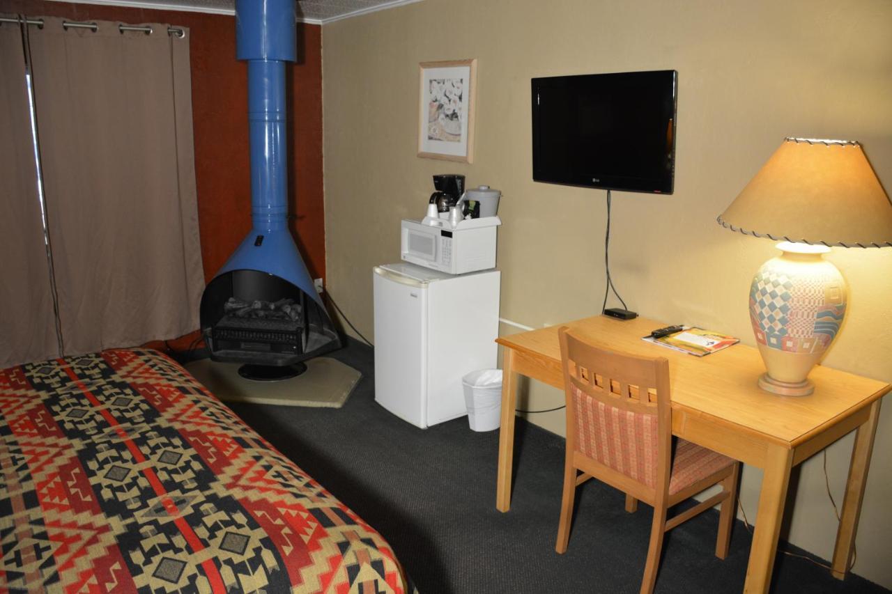 Sitzmark Chalet Inn Руидозо Экстерьер фото